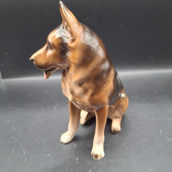 German Shepherd Porcelain Figurine 4.5" Hand-Painted Collectible Dog Statue A720 - Picture 4 of 7